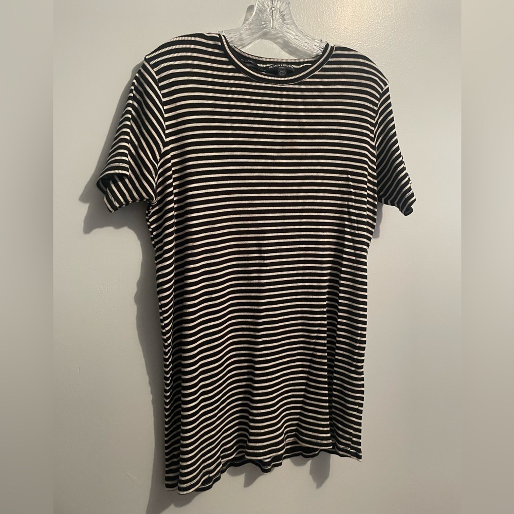 Brandy Melville Women’s One Size Striped Black White Cream Short Sleeve Top EUC - Picture 5 of 14